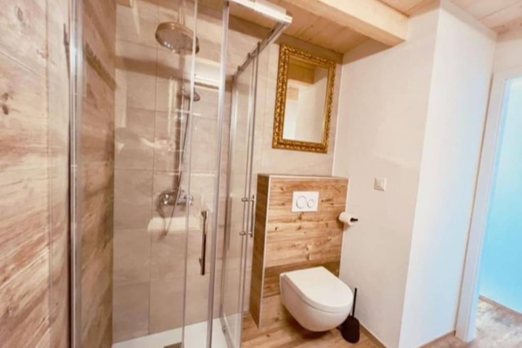 Chic Small New Apartment Up To 4 People, Pets Allowed Lens Dış mekan fotoğraf
