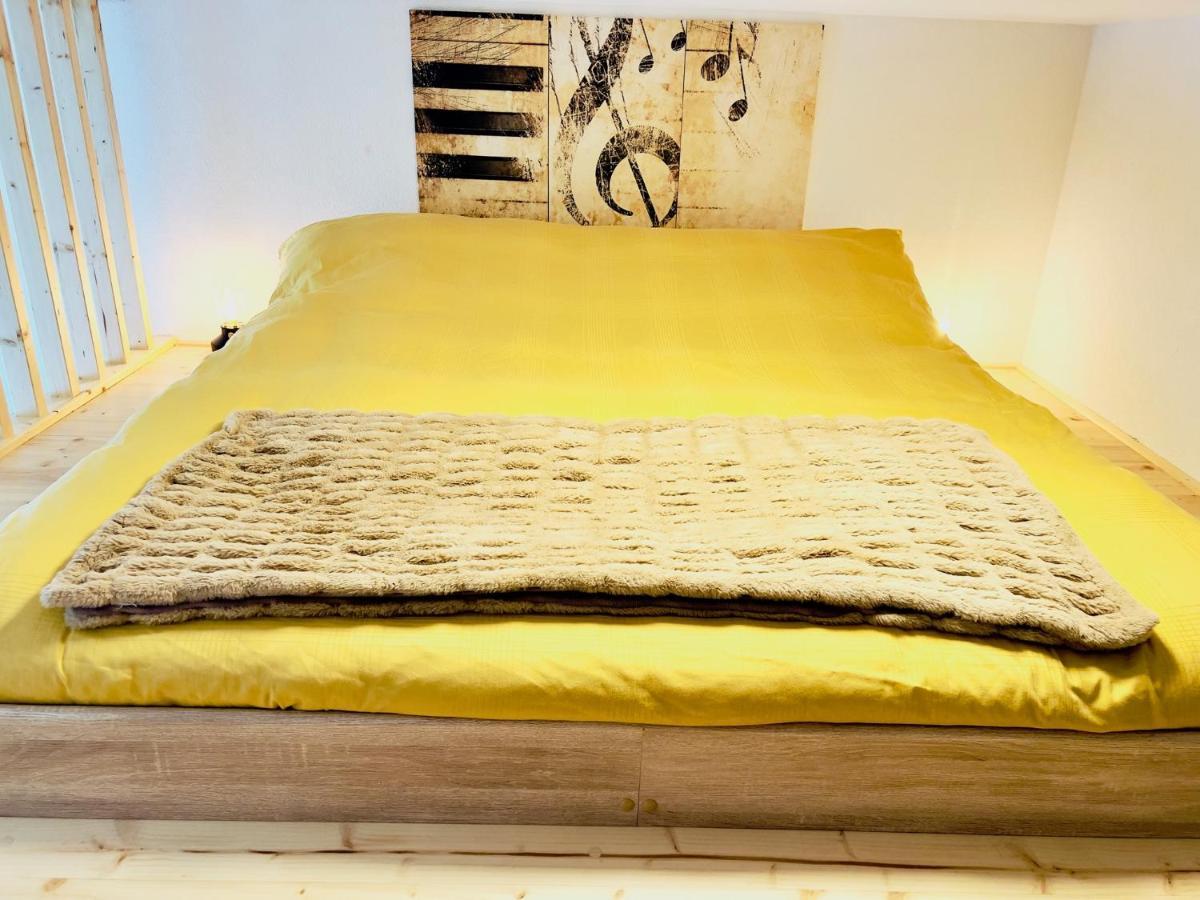 Chic Small New Apartment Up To 4 People, Pets Allowed Lens Dış mekan fotoğraf