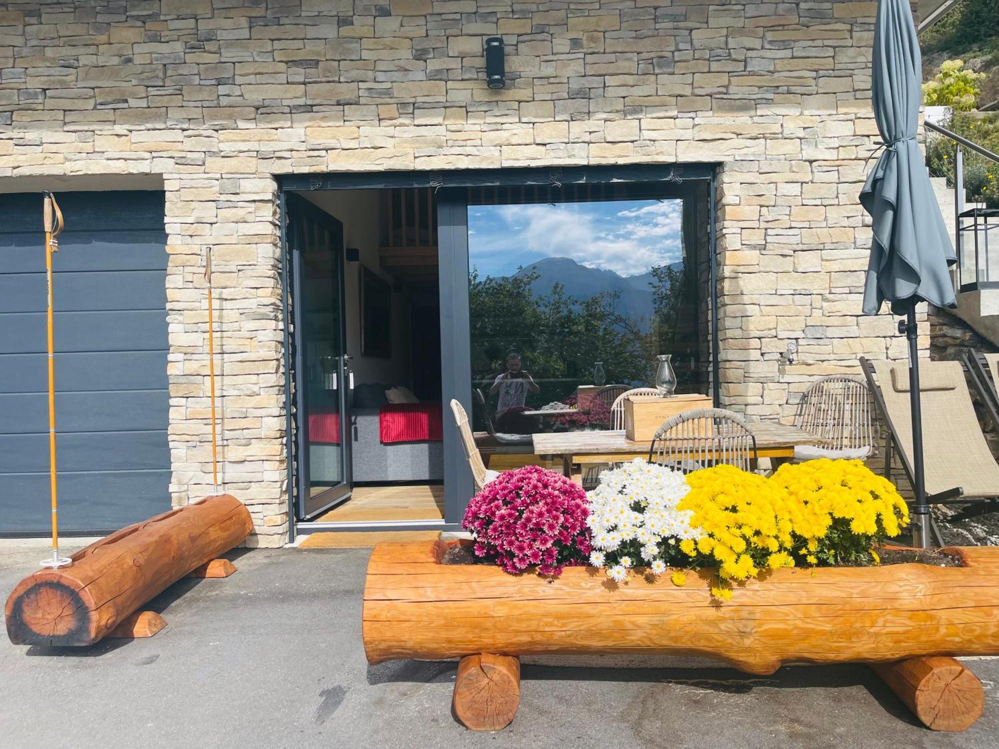 Chic Small New Apartment Up To 4 People, Pets Allowed Lens Dış mekan fotoğraf